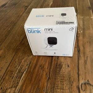 Blink Mini Indoor Plug-in HD Smart Security Camera